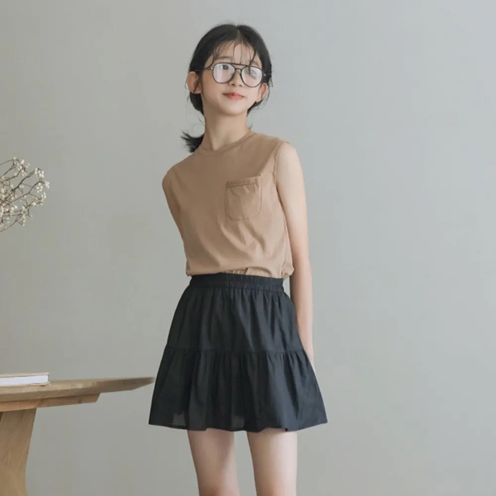 日系 口袋背心 短款裙裤 套装 Patched Pocket Sleeveless Tops & Tier Ruffle Skort