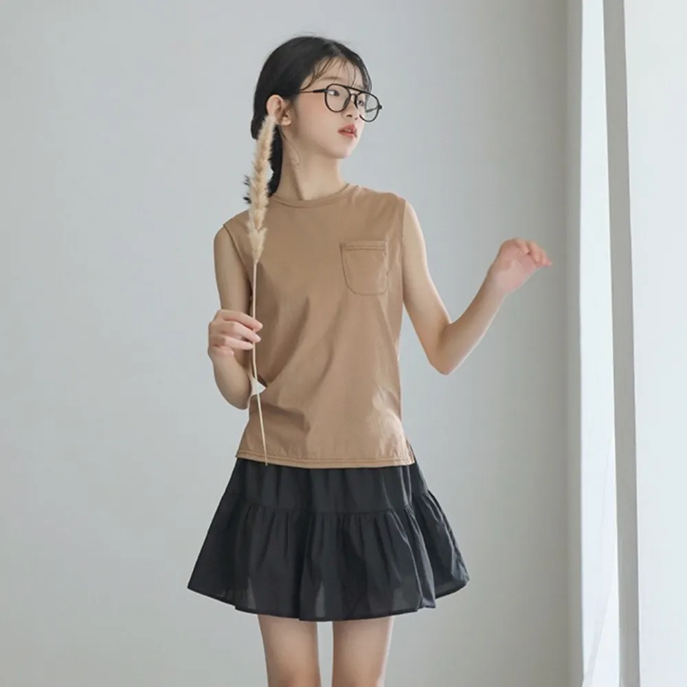 日系 口袋背心 短款裙裤 套装 Patched Pocket Sleeveless Tops & Tier Ruffle Skort