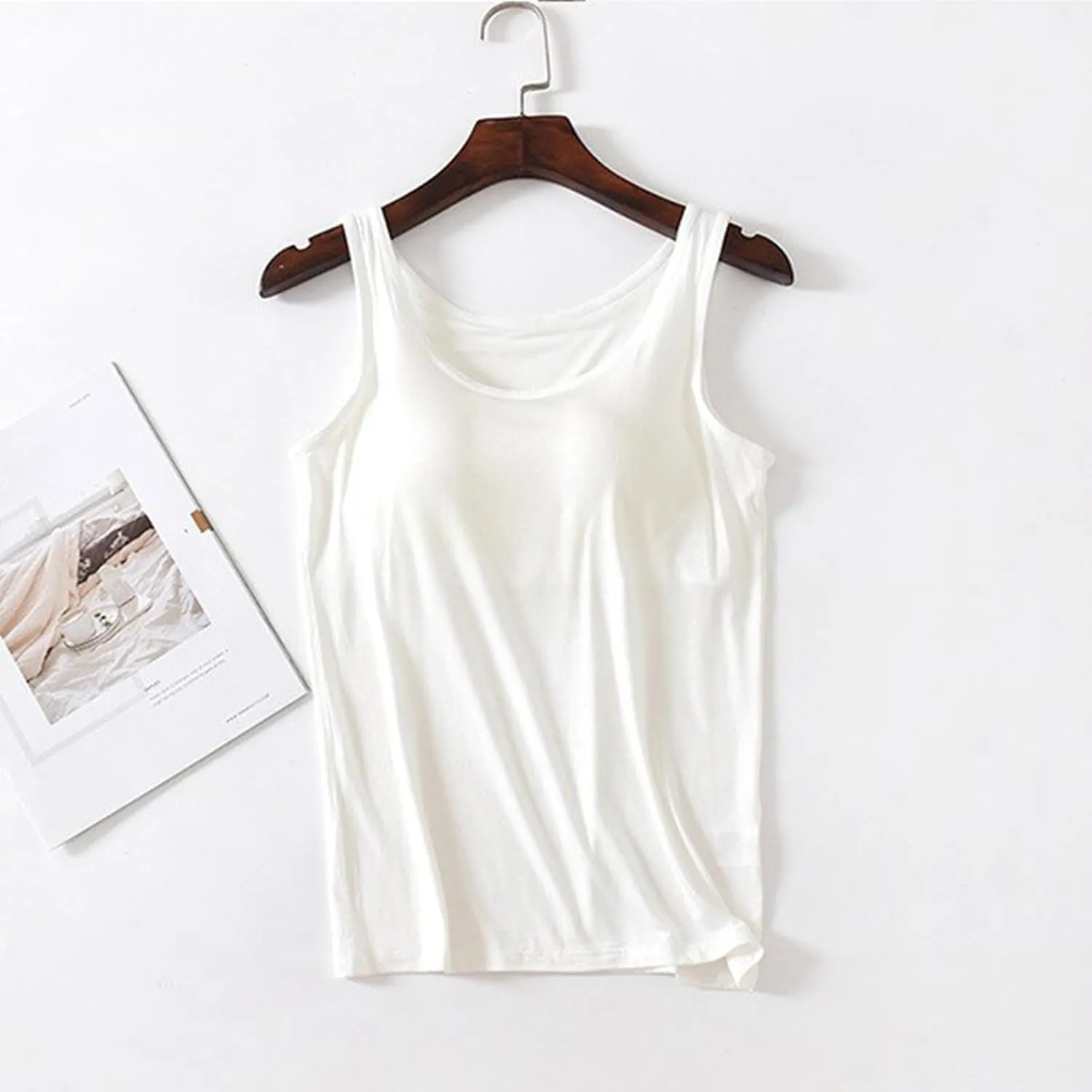 Built in Bra Tank Tops for Women Summer Sleeveless Ribbed Workout Basic Soft Camisoles Going Out Gym Spring Camis 2025