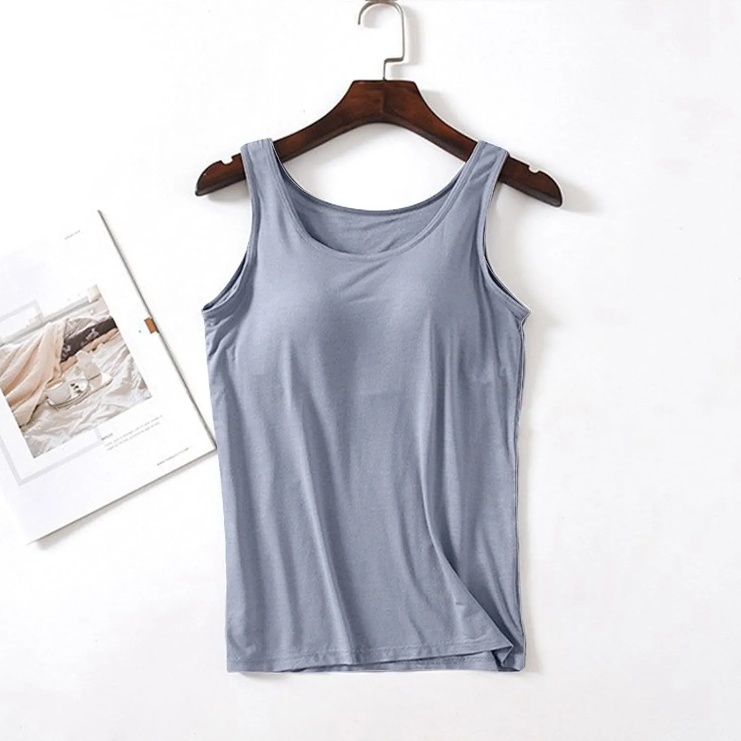 Built in Bra Tank Tops for Women Summer Sleeveless Ribbed Workout Basic Soft Camisoles Going Out Gym Spring Camis 2025