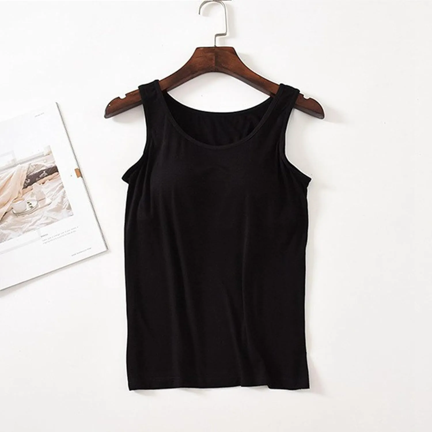 Built in Bra Tank Tops for Women Summer Sleeveless Ribbed Workout Basic Soft Camisoles Going Out Gym Spring Camis 2025