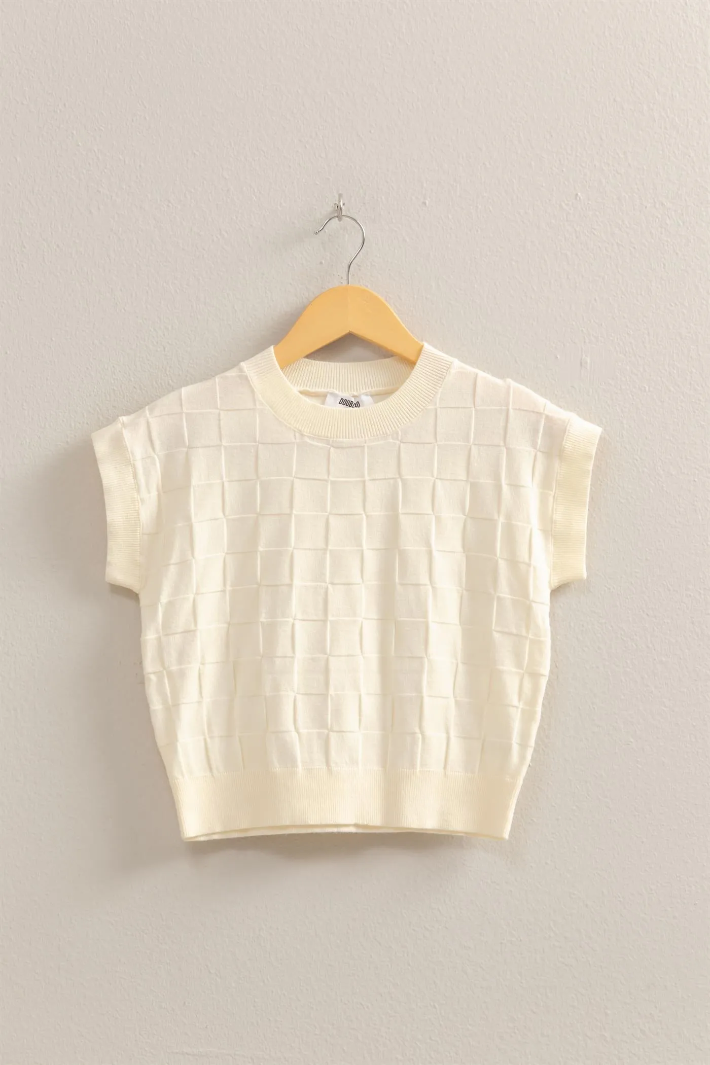 DZ25C250-Basketweave Short Sleeve Top