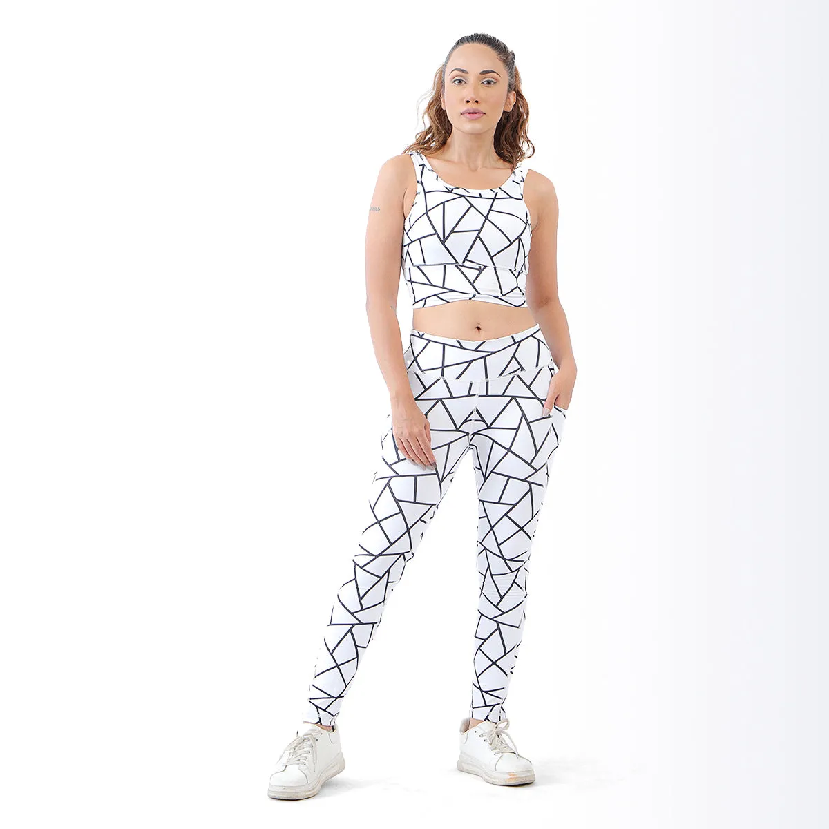 Enhance Linear Sports Bra & Leggings