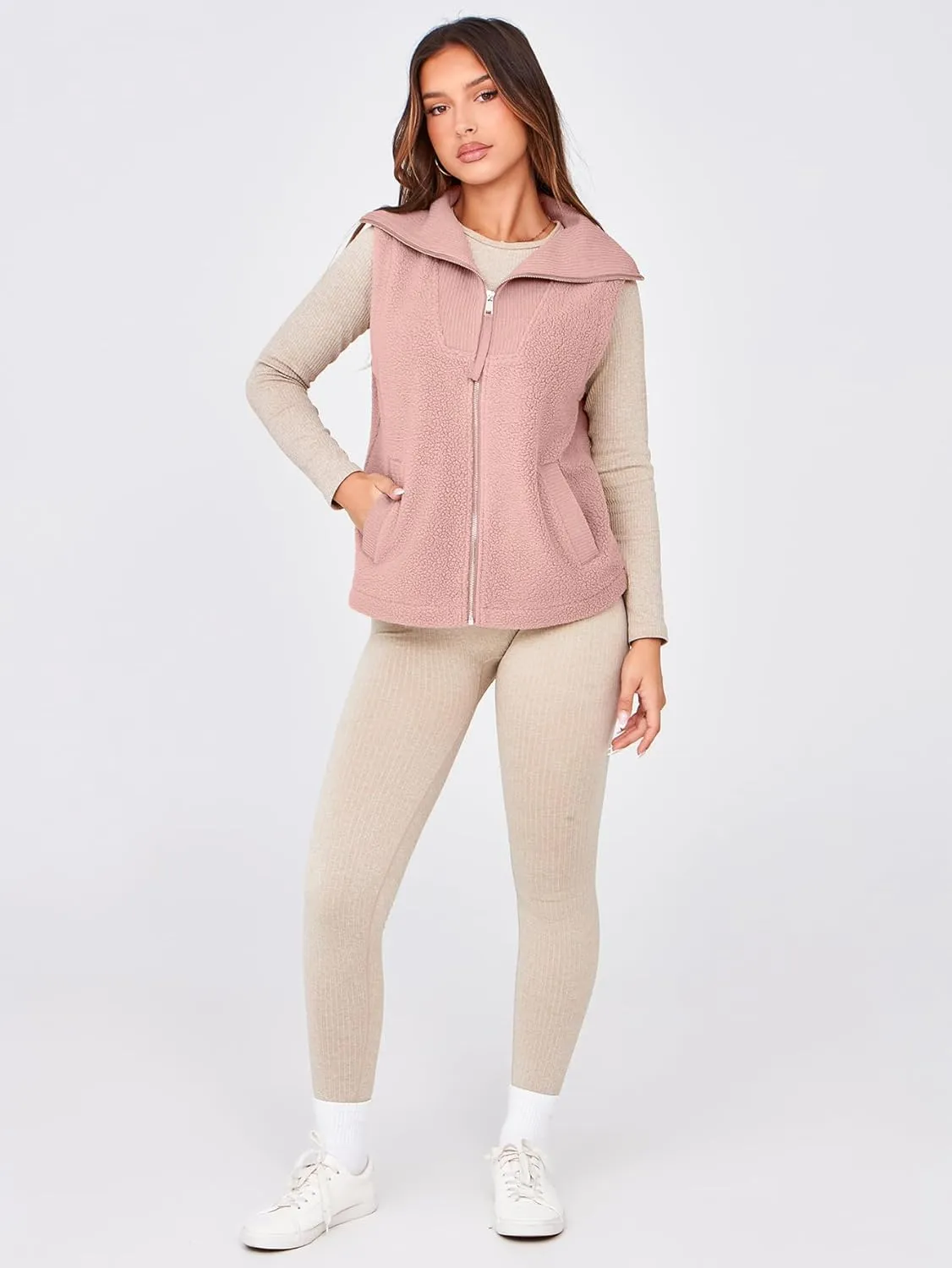 Glamaker Womens Fleece Vest Top Sleeveless Fuzzy Zip Up V Neck Sherpa Jacket Casual Outwear with Pocket