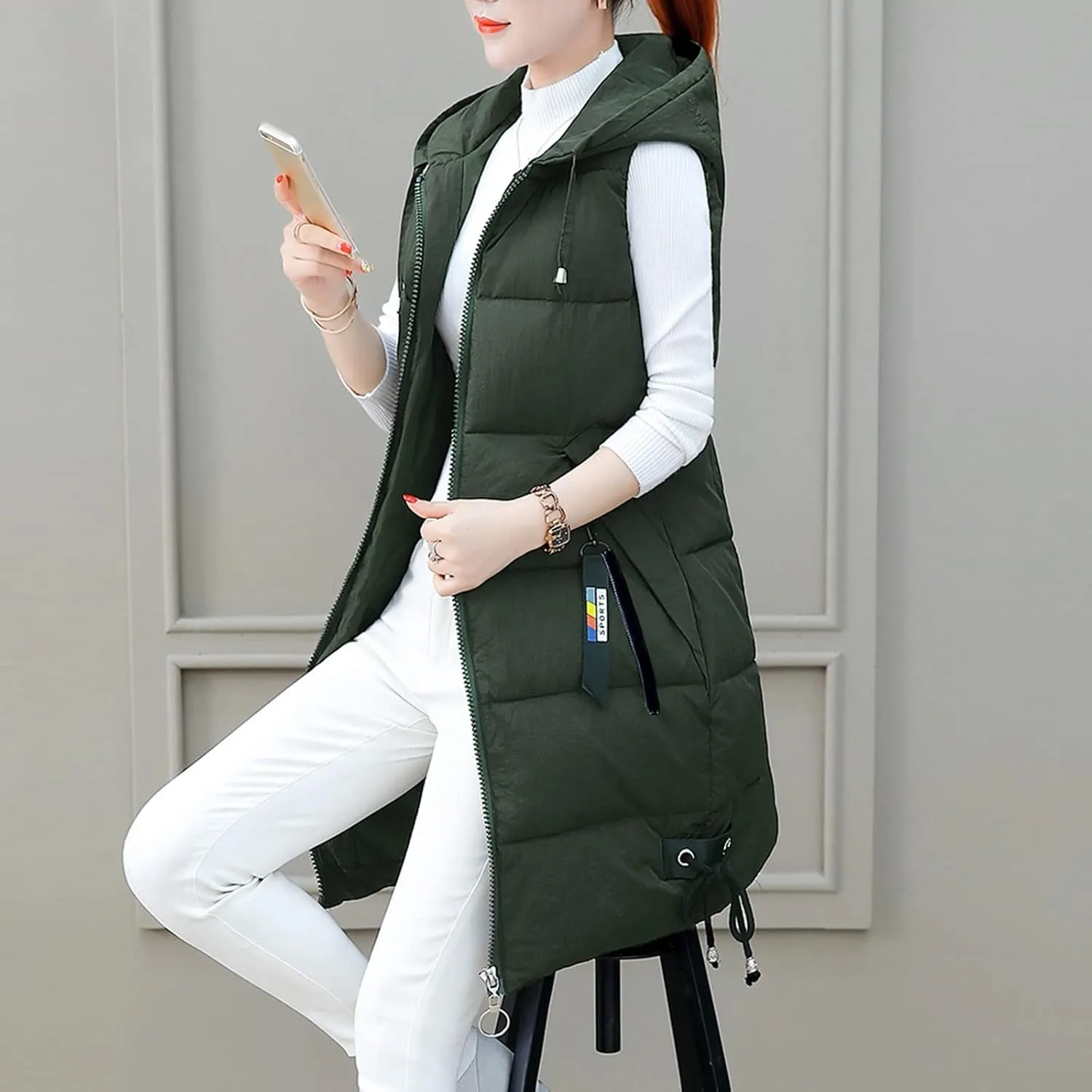 Muyise Women's Long Quilted Down Vest Sleeveless Hooded Jacket Winter Warm Padded Coat Outdoor Puffer Outerwear with Pockets