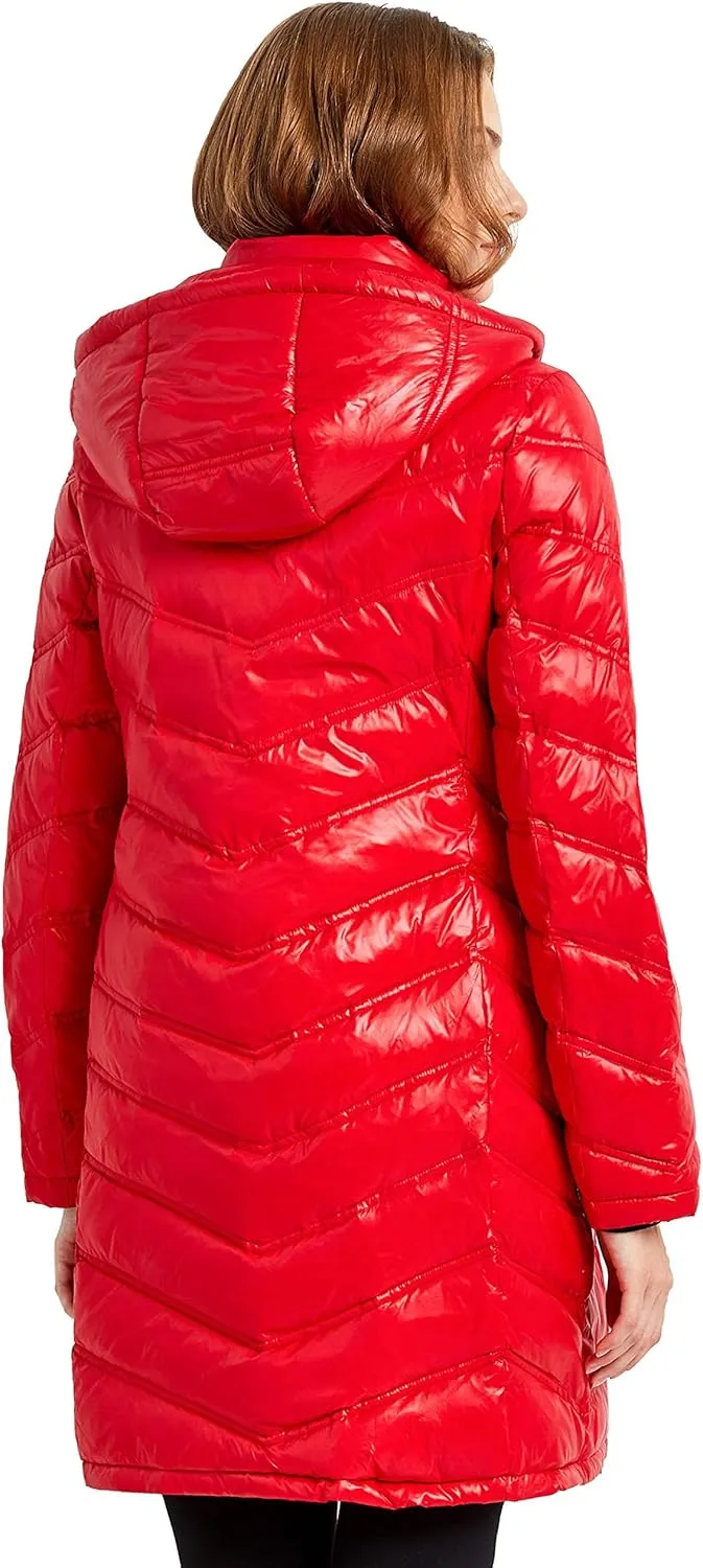 Orolay Women's Quilted Winter Long Down Coat Soft Hooded Puffer Jacket
