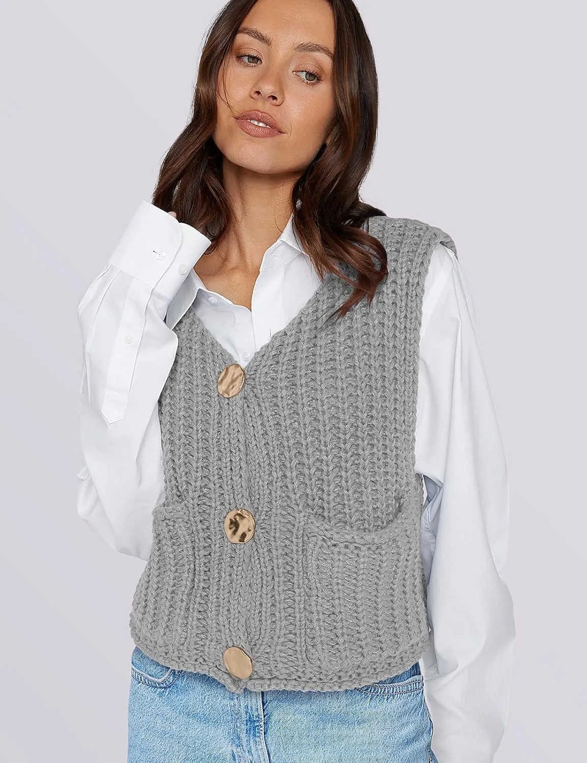 UEU Womens Chunky Sweater Vest Button Down Sleeveless Cardigan V Neck Crop Crochet Knit Tops 2025 Fashion Trendy Clothes