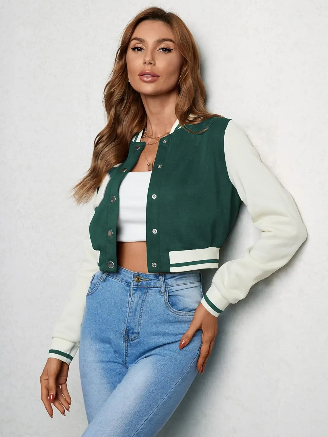 WDIRARA Women's Letter Print Crop Varsity Jackets Letterman Long Sleeve Bomber Jacket