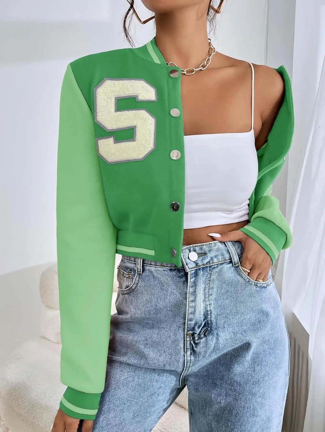 WDIRARA Women's Letter Print Crop Varsity Jackets Letterman Long Sleeve Bomber Jacket