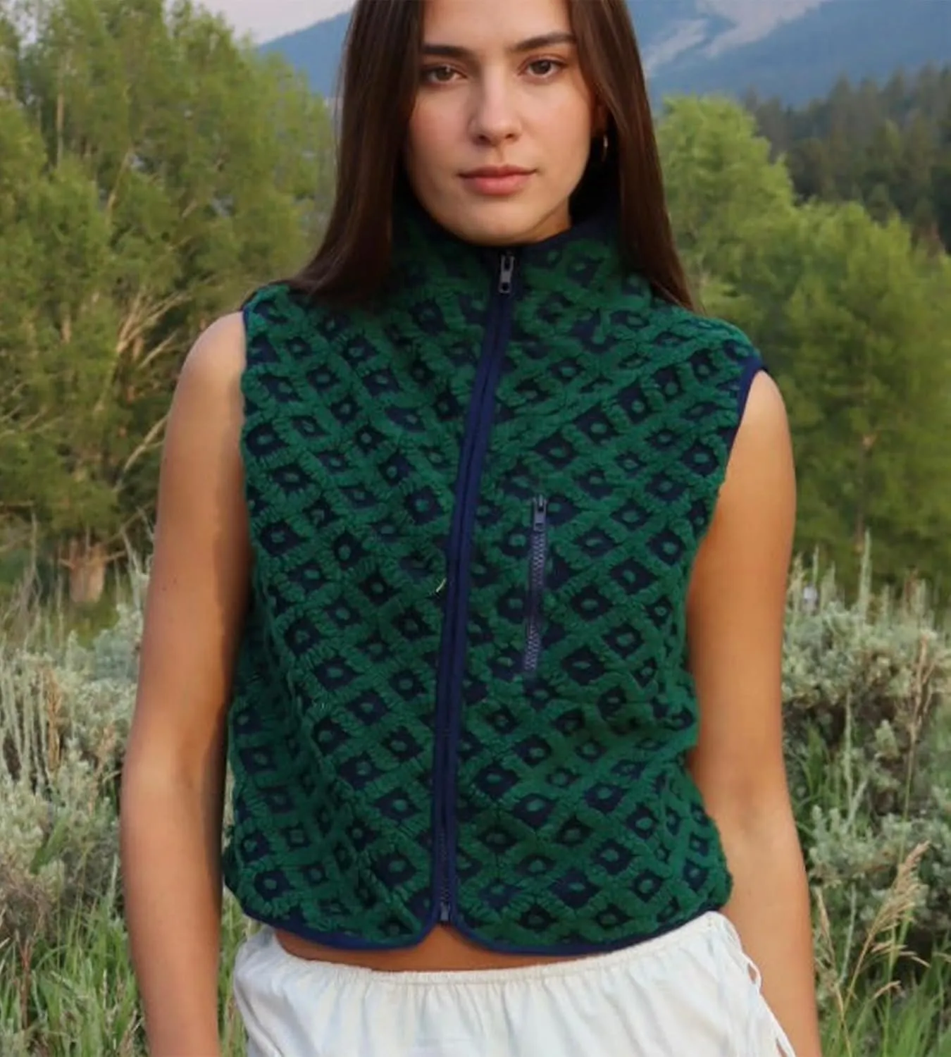 Womens Checkered Sherpa Vest Fleece Jacket Lightweight Zip Up Sleeveless Crochet Plaid Gilet with Pocket