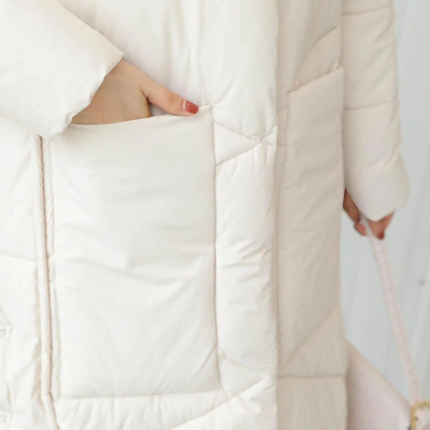 Women's Long Winter Puffer Coats Hooded Zip Up Thickened Parka Down Jackets Trendy Fashion Warm Outerwear 2024